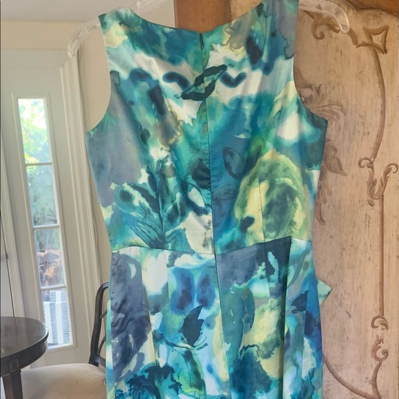 Rickie Freeman for Teri Jon silk sheath. Size 4 - Picture 5 of 8